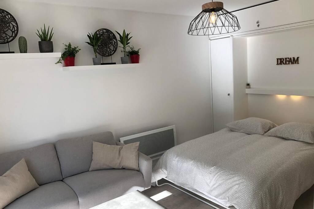 לה גרנד מוט Grand Studio Cabine 30 M² Centre Ville, Refait A Neuf Pour Vous ! Climatise מראה חיצוני תמונה
